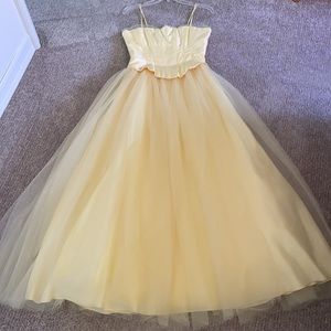 Jessica Mclintock Yellow Belle Gown